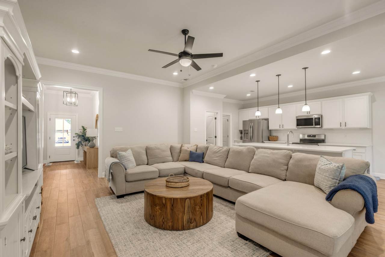 124 Apollo Avenue - Photo 1