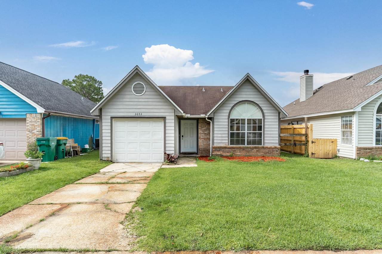 3053 Yorktown Circle - Photo 1