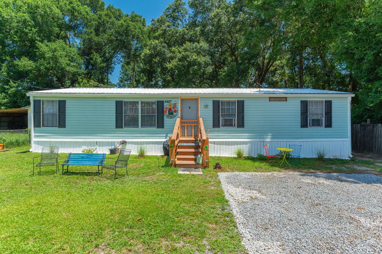 4410 Oak Lane - Photo 1