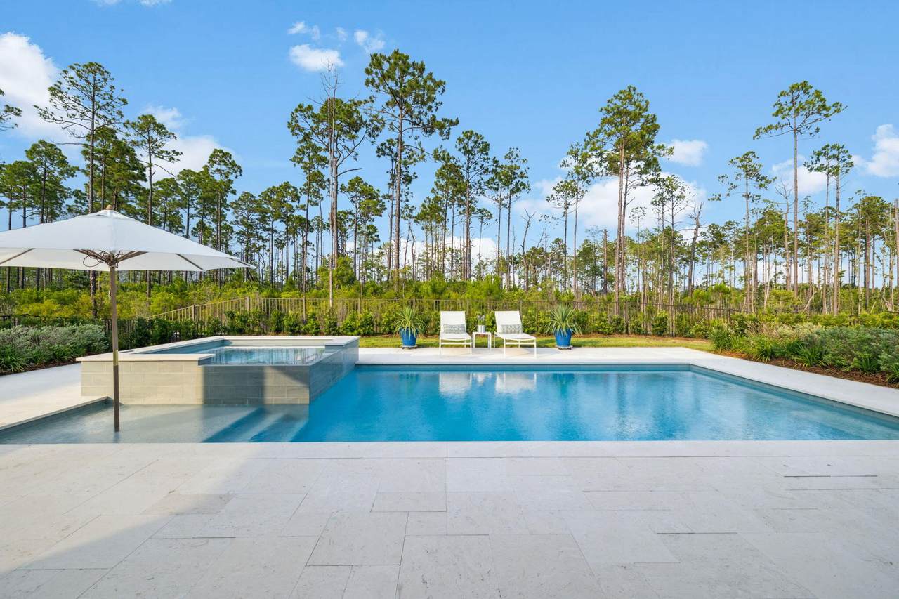 282 Lafayette Road - Photo 1