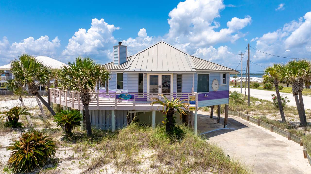 7838 Gulf Boulevard - Photo 1