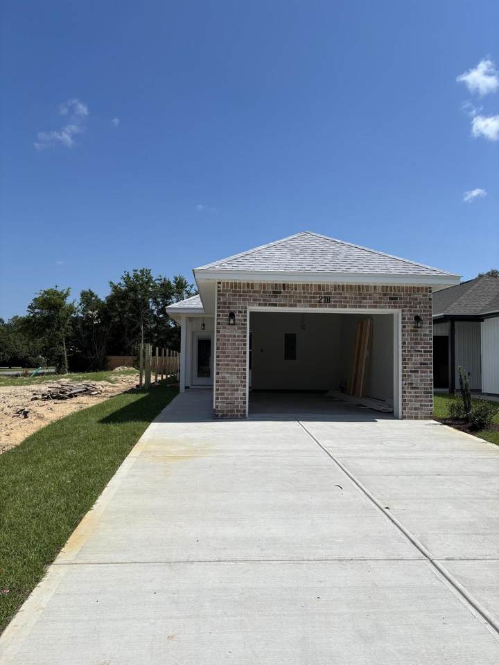 21 B 5th Avenue - Photo 1