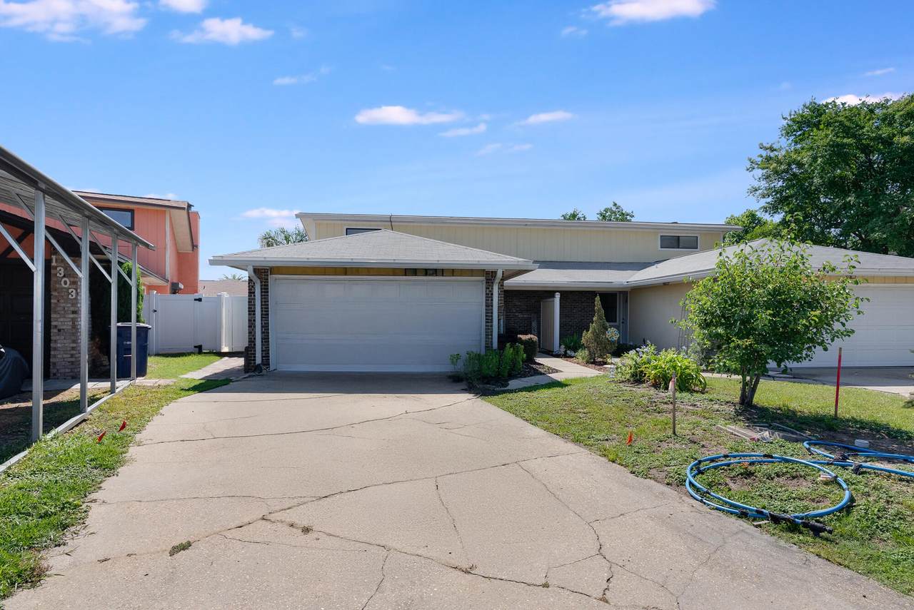1305 Calabria Road - Photo 1