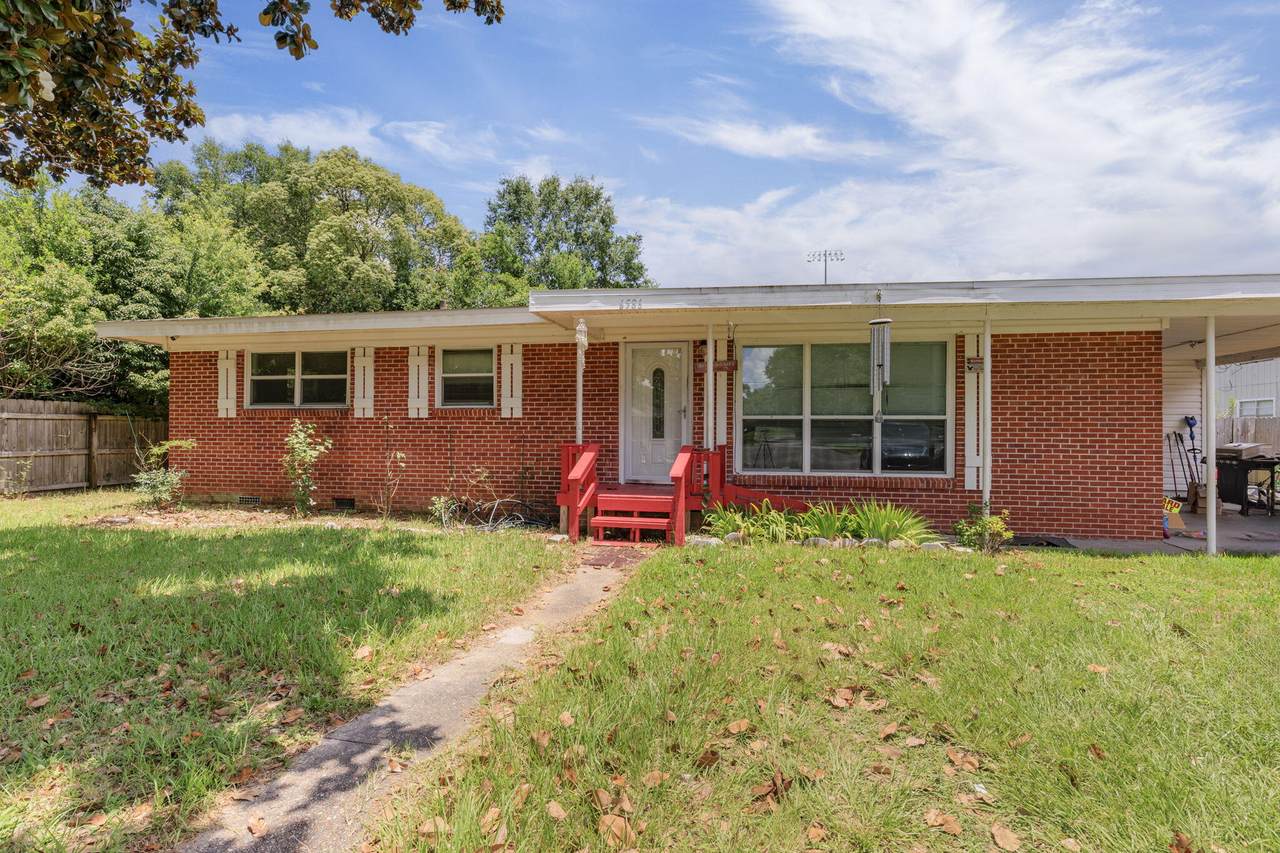 6586 Sellers Drive - Photo 1