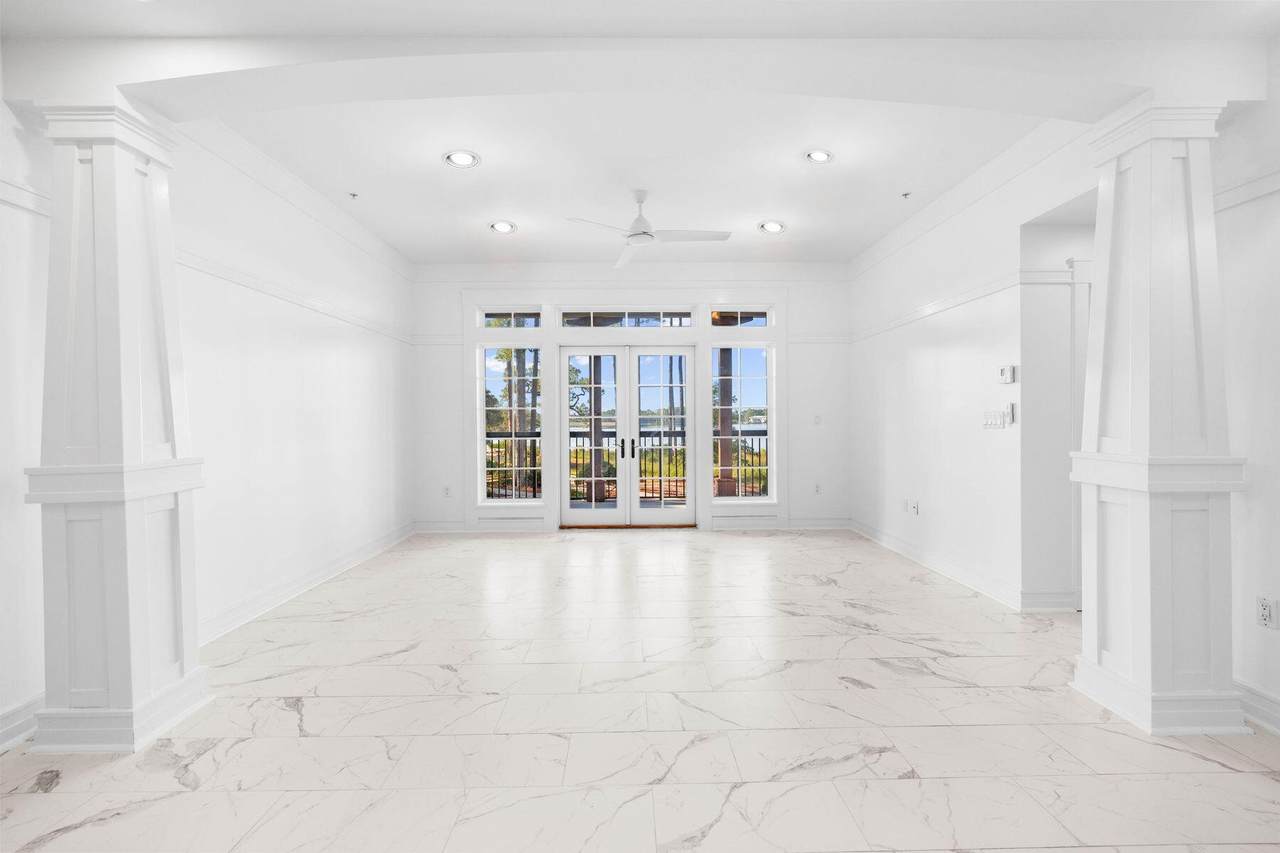 1101 Sawgrass Court - Photo 1