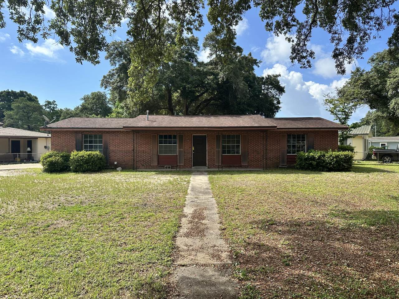 503 Newcastle Drive - Photo 1