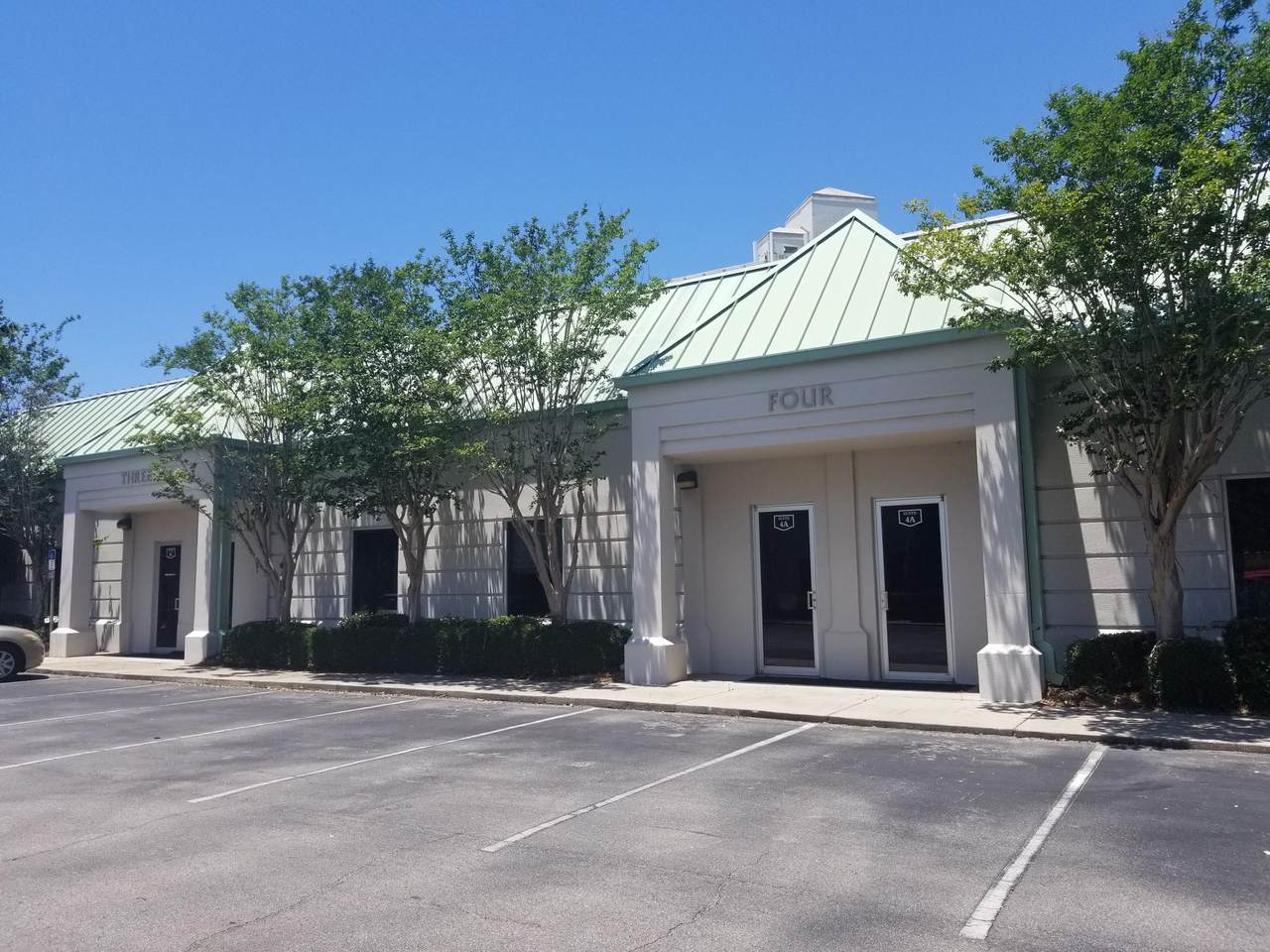 151 Regions Way - Photo 1