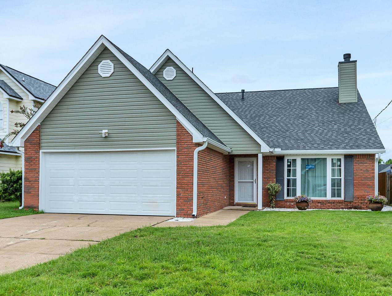 467 Sandy Ridge Circle - Photo 1