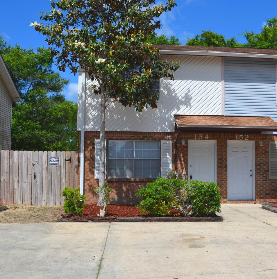 154 Valencia Drive - Photo 1