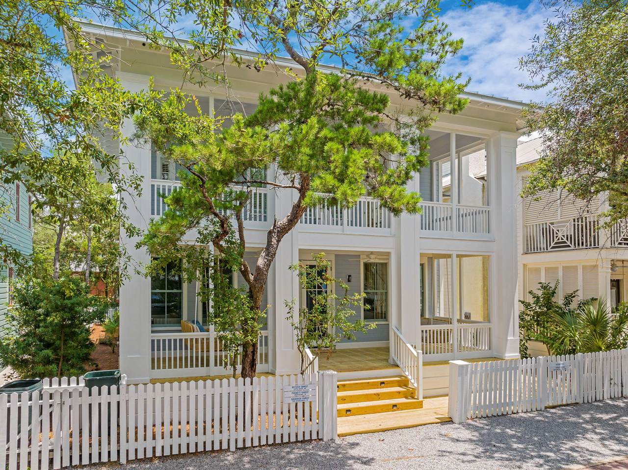824 Forest Street - Photo 1