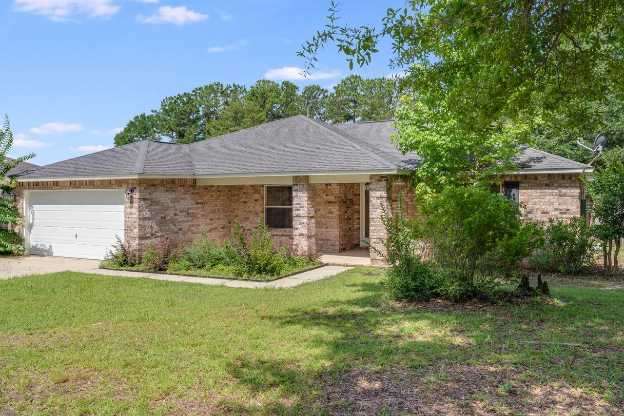 48 Pleasant Drive - Photo 1