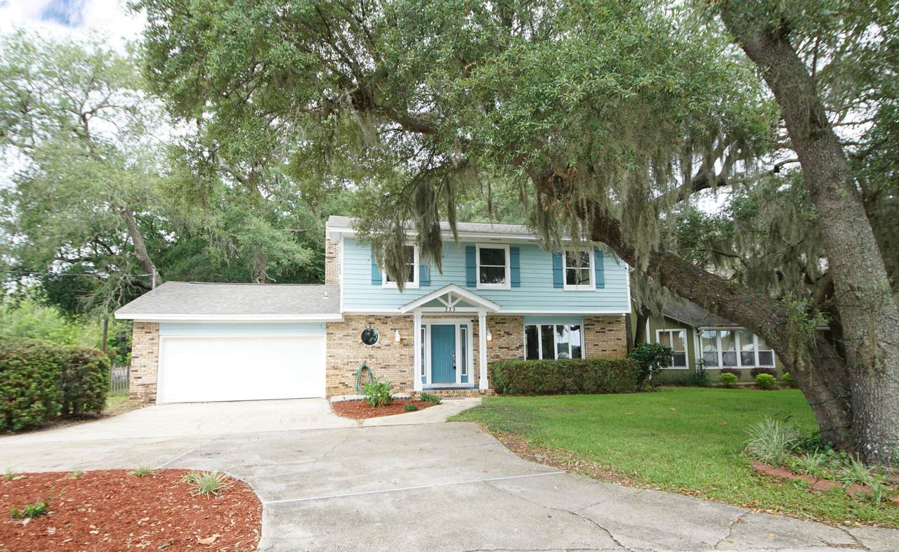 223 Bayshore Drive - Photo 1