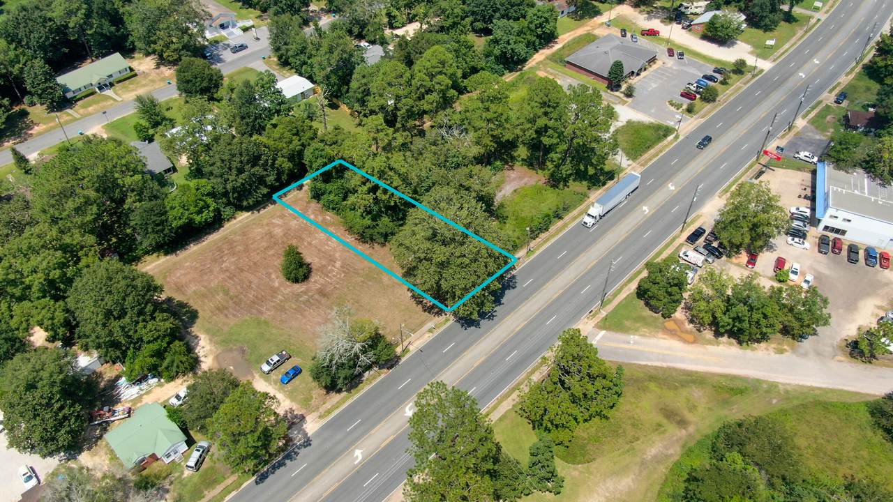 850 Ferdon Boulevard - Photo 1