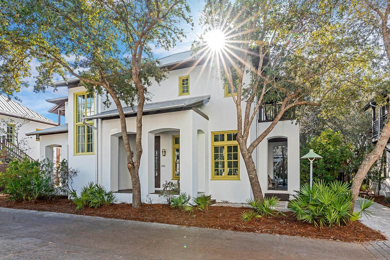 132 Kingston Road - Photo 1