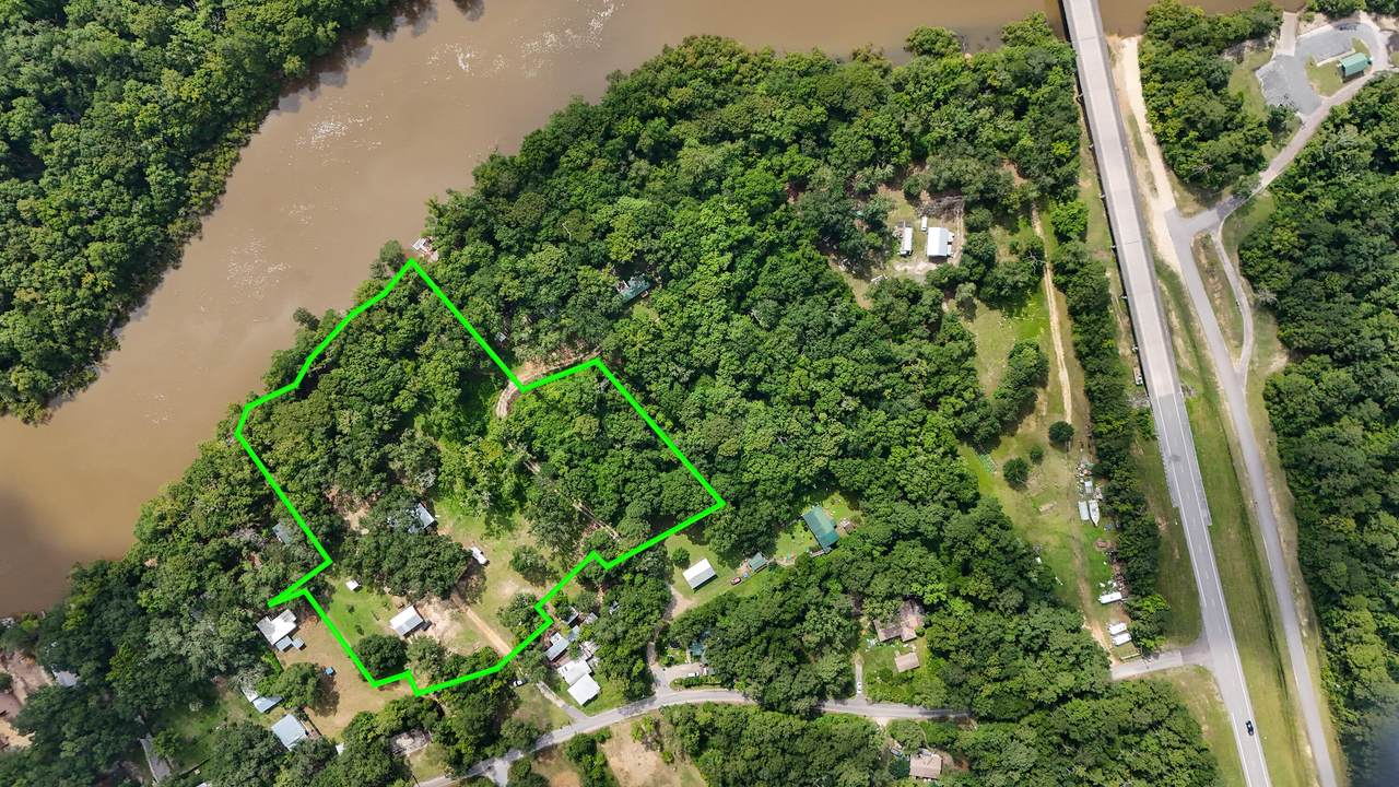 70 River Loop - Photo 1