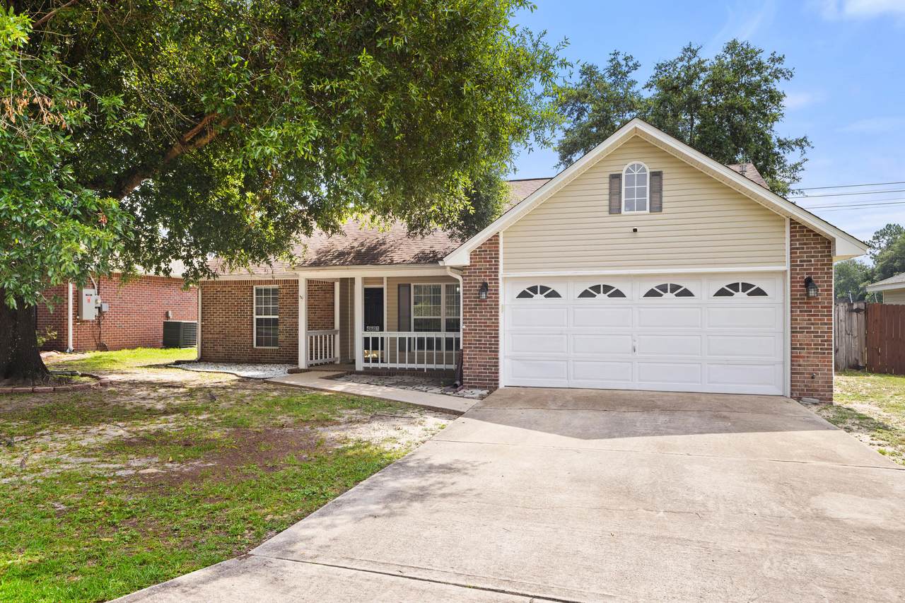 4601 Top Flight Drive - Photo 1