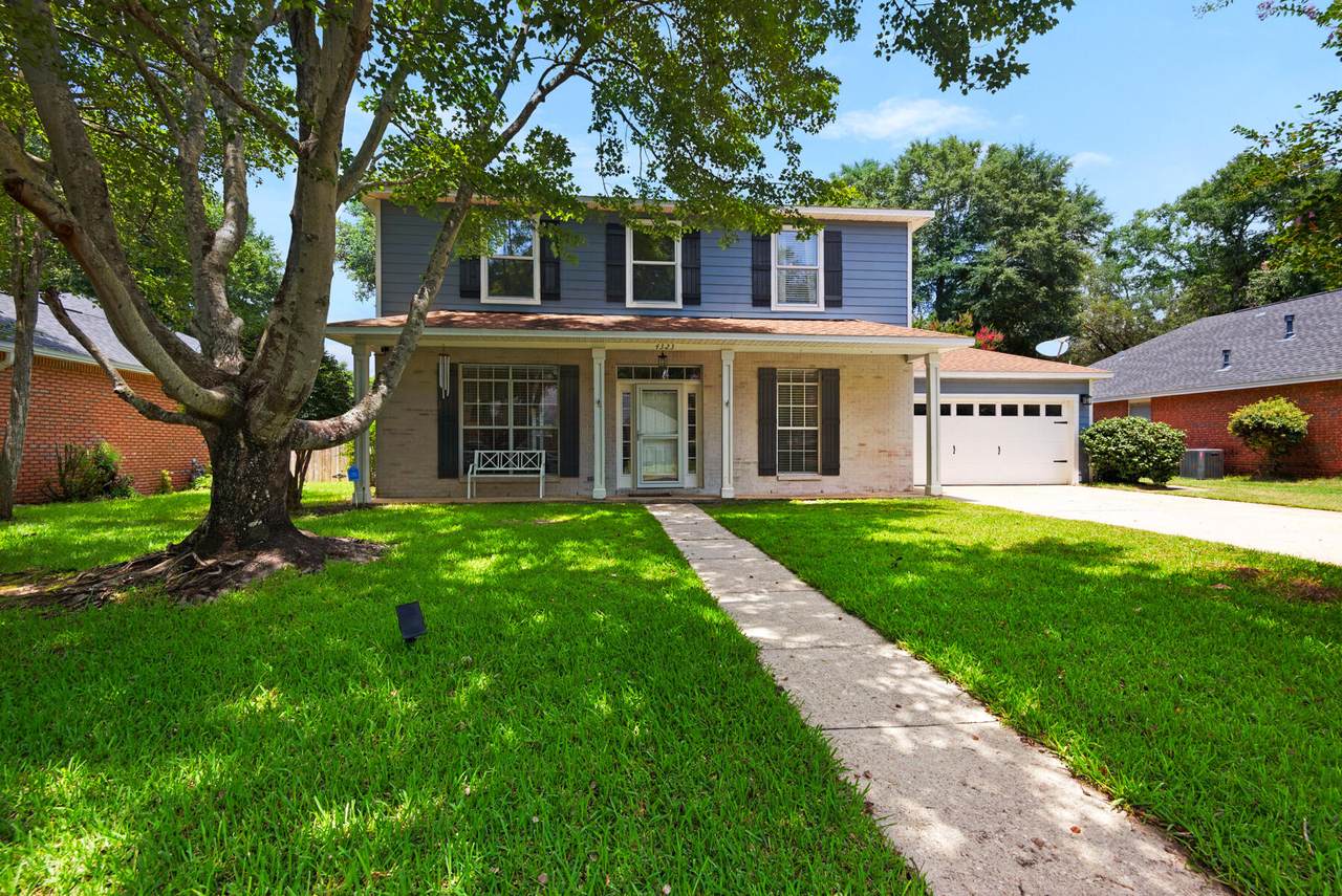 4323 Hidden Lakes Drive - Photo 1