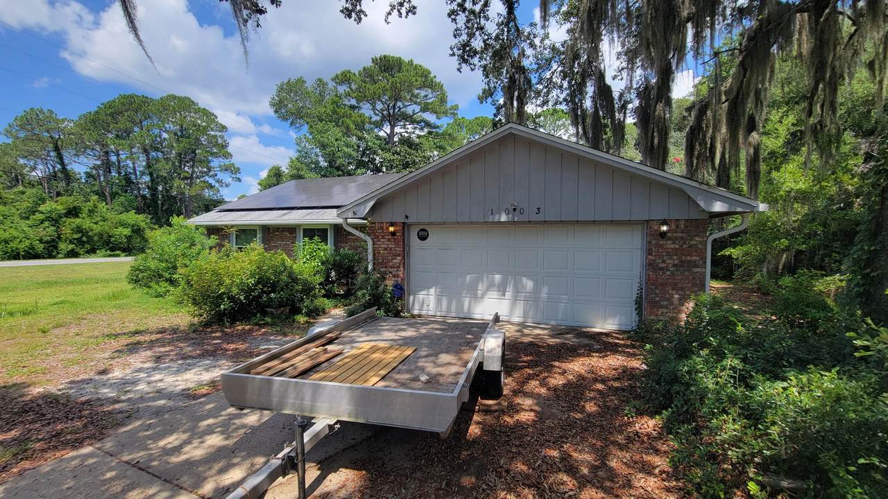 1003 Darlington Oak Drive - Photo 1