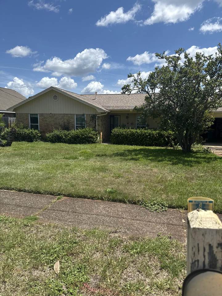 232 Lakeside Lane - Photo 1