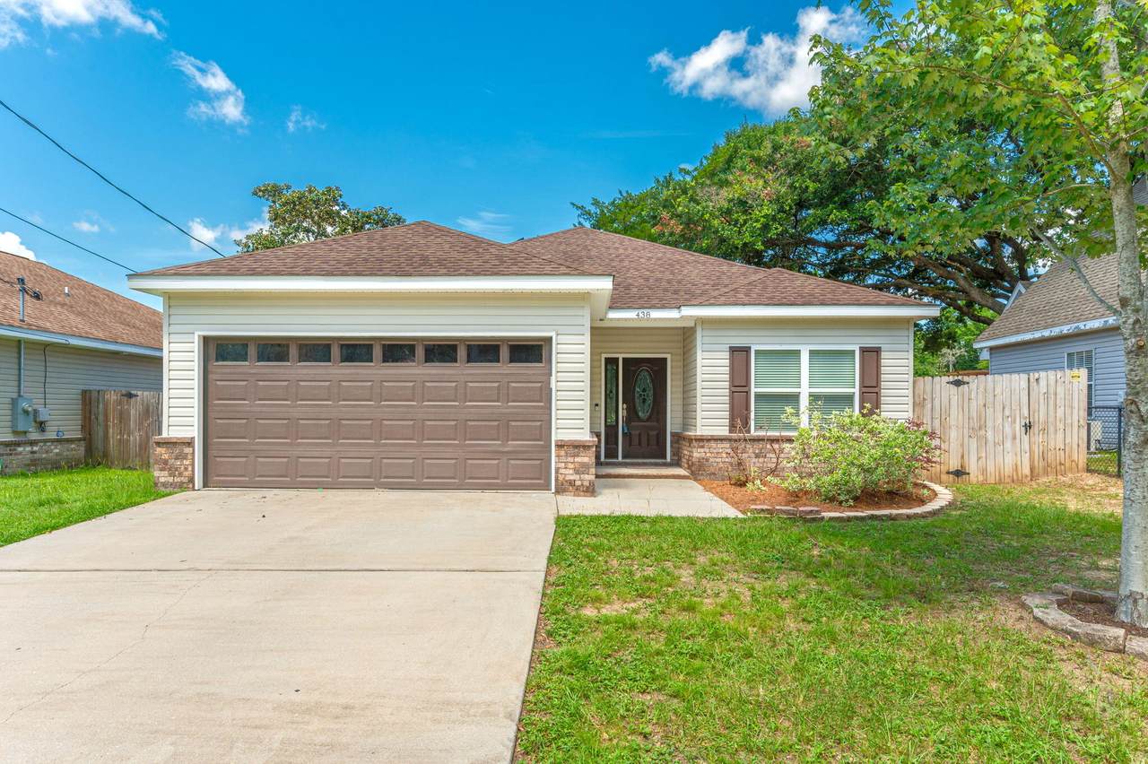 438 Brackin Street - Photo 1