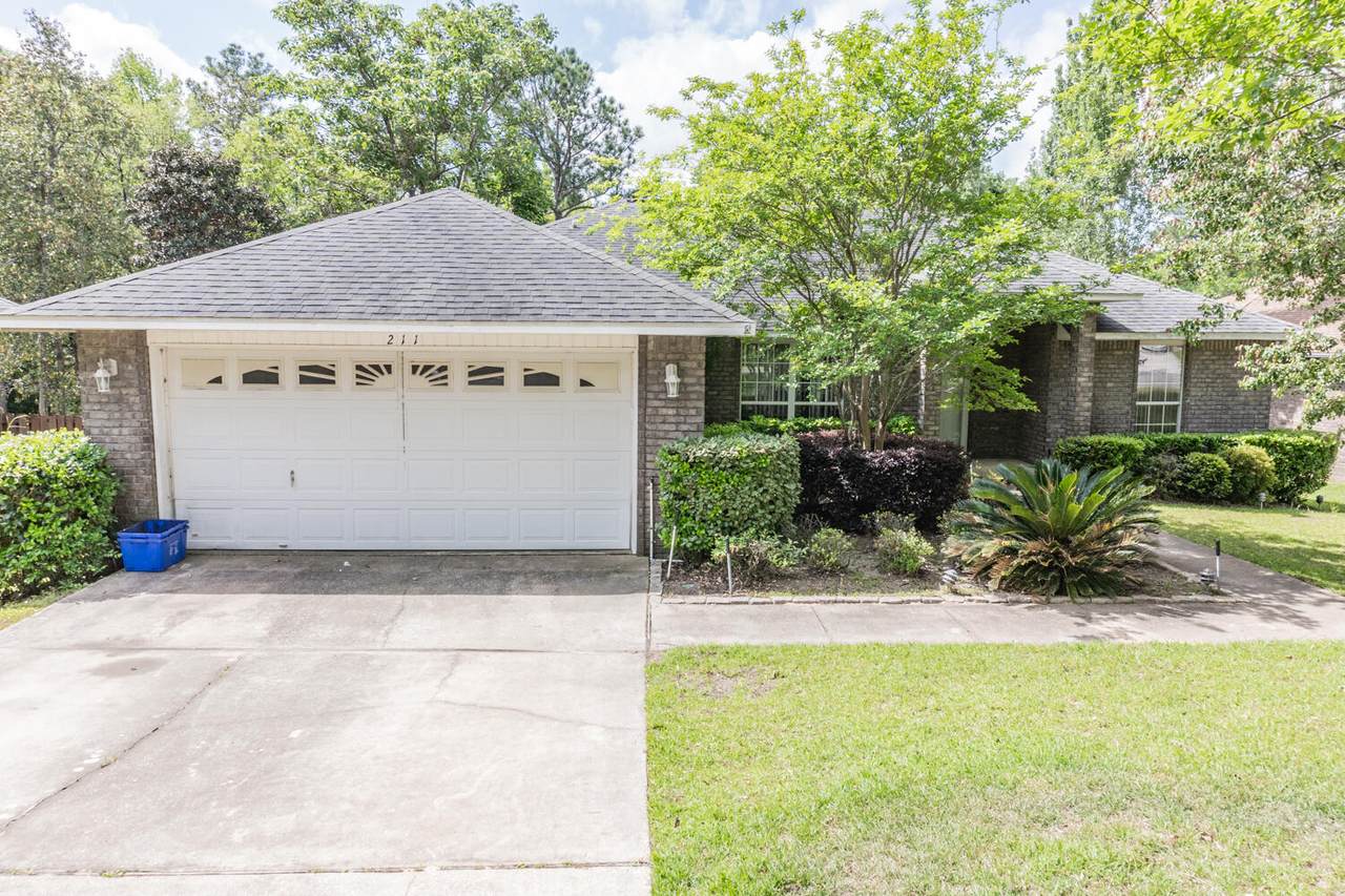211 Foxchase Way - Photo 1