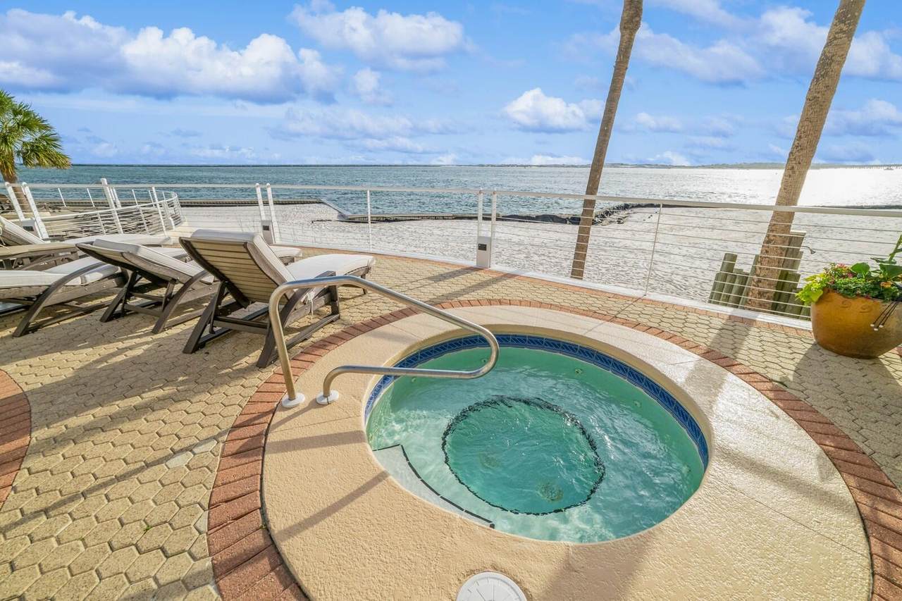 100 Gulf Shore Drive - Photo 1