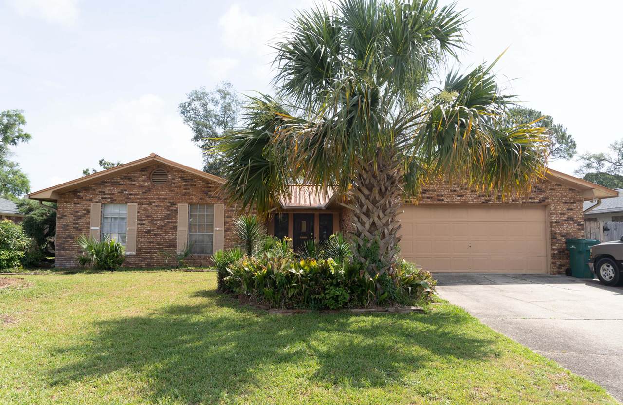 322 Saint Andrews Drive - Photo 1