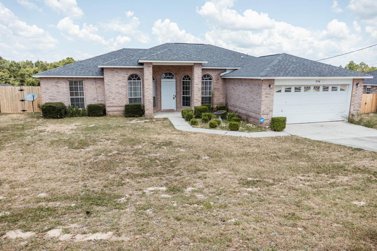 236 Trish Drive - Photo 1