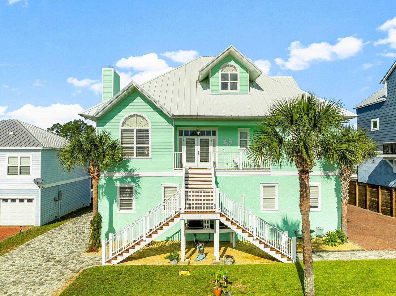 921 Lighthouse Lagoon Court - Photo 1