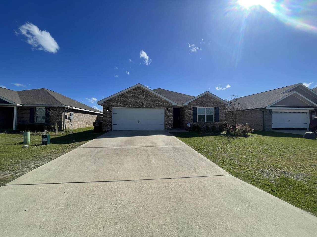 919 Merganser Way - Photo 1