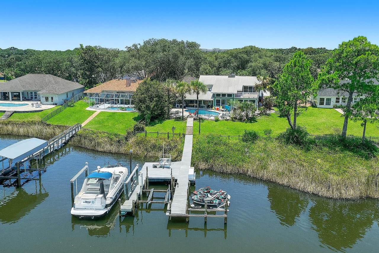 142 Indian Bayou Drive - Photo 1
