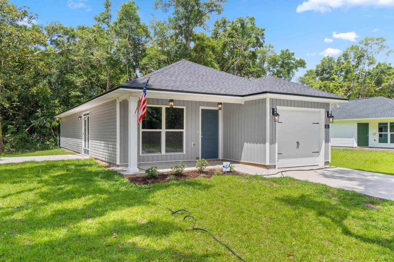 631 Passion Flower Street - Photo 1