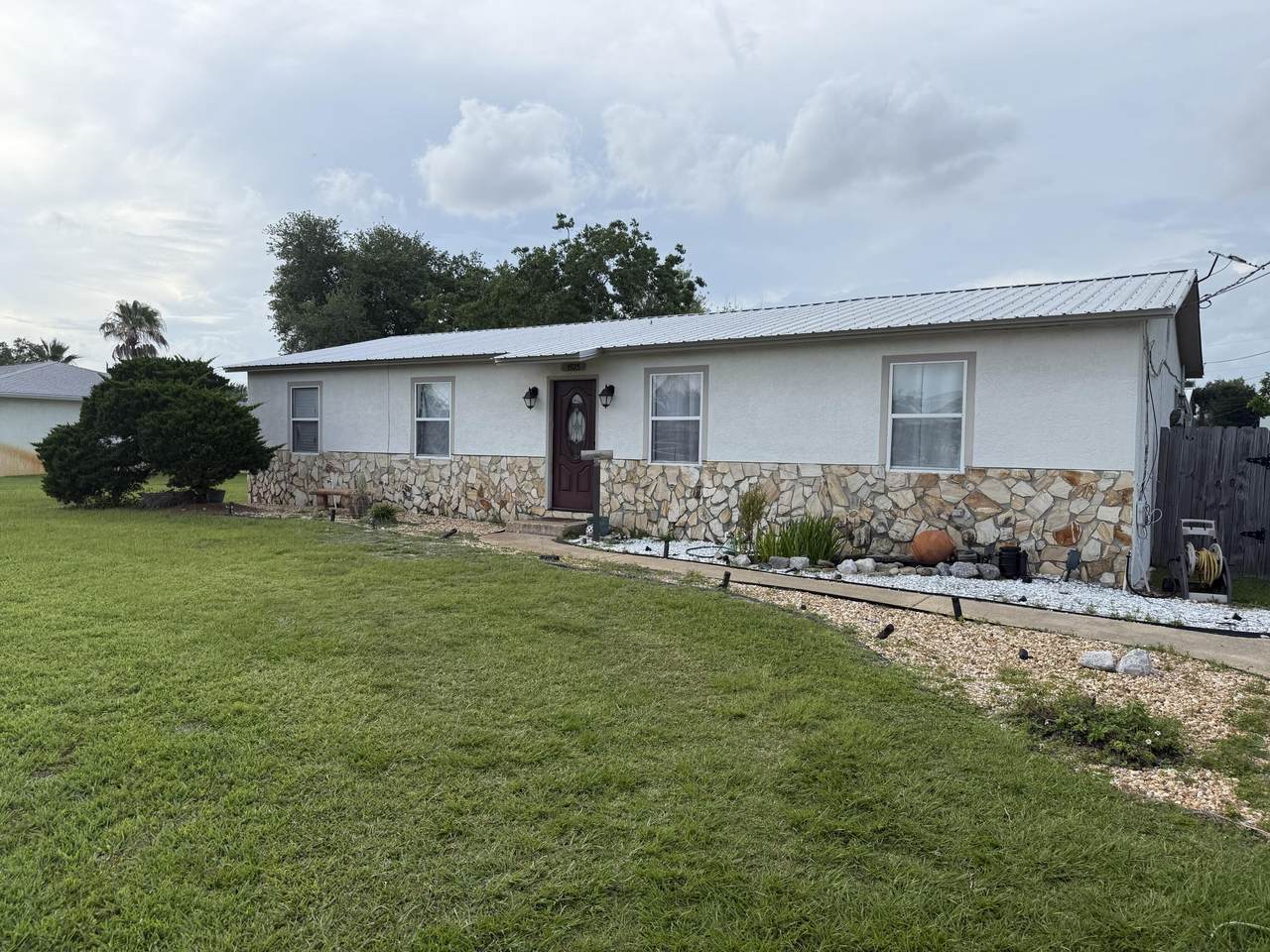 5925 Enzor Street - Photo 1
