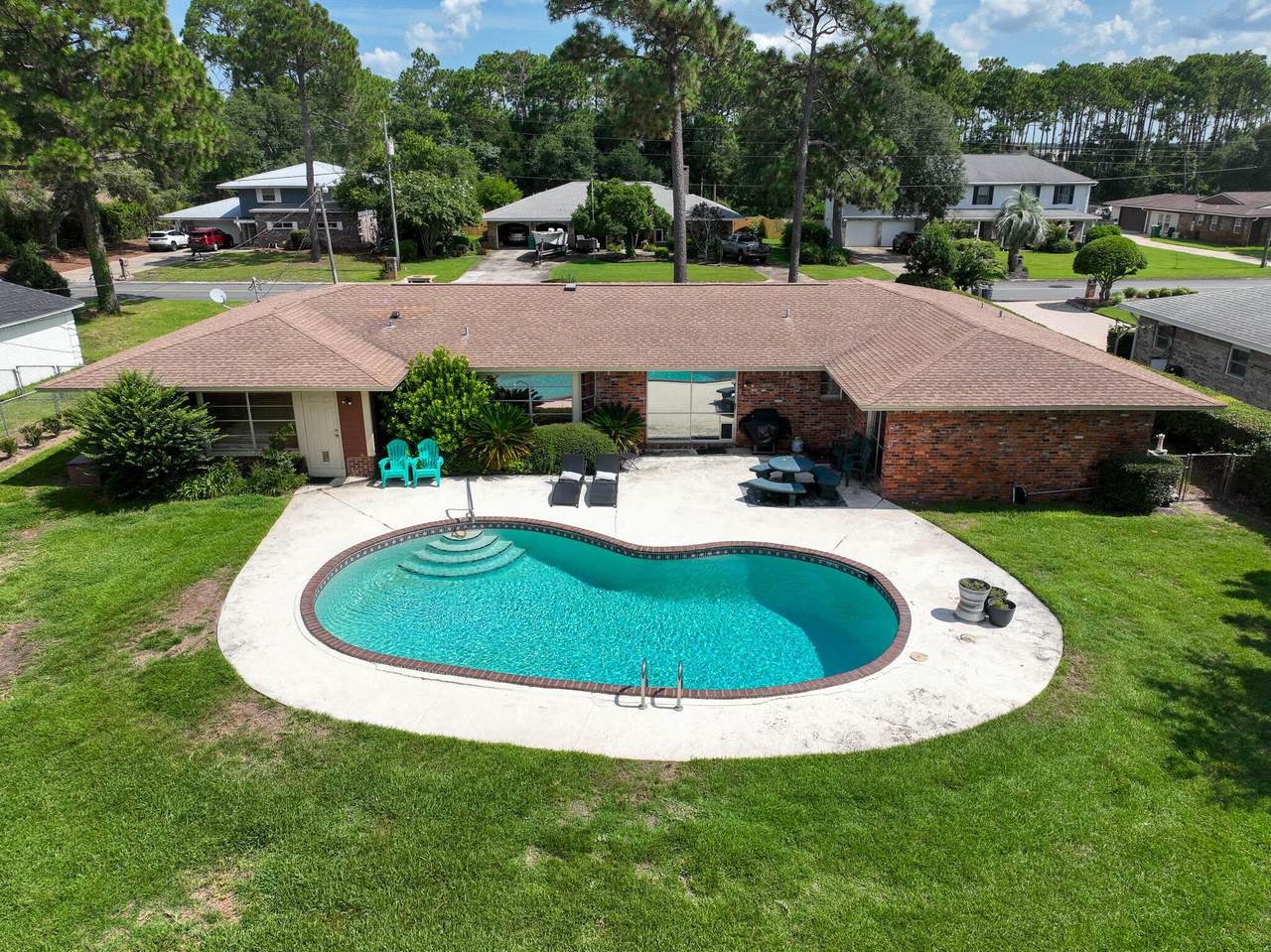 90 Country Club Road - Photo 1