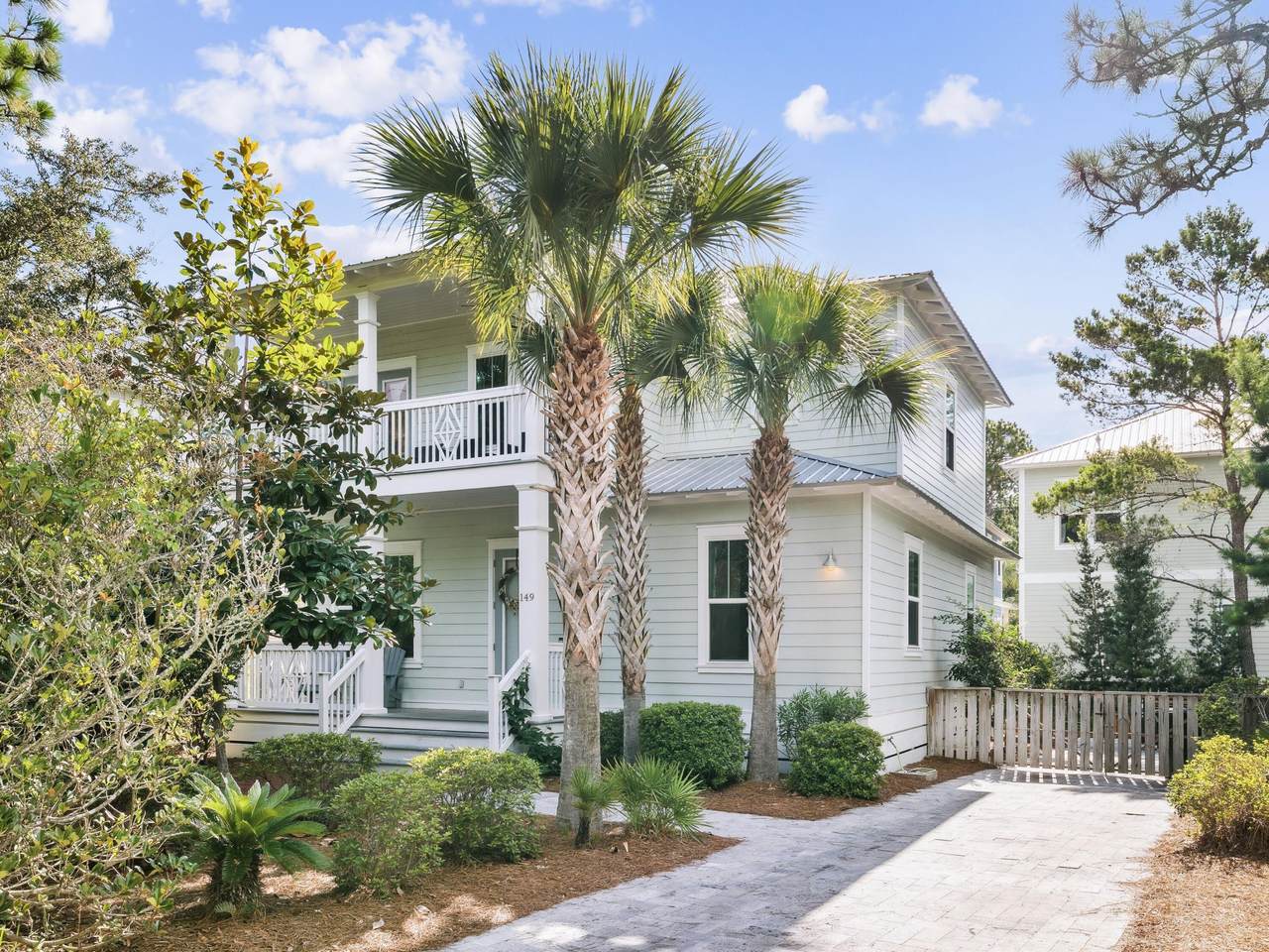 149 Lakewood Drive - Photo 1