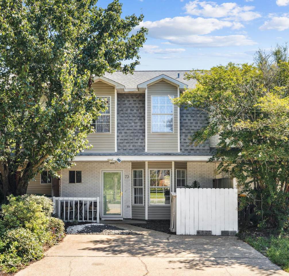 73 Crest Place - Photo 1