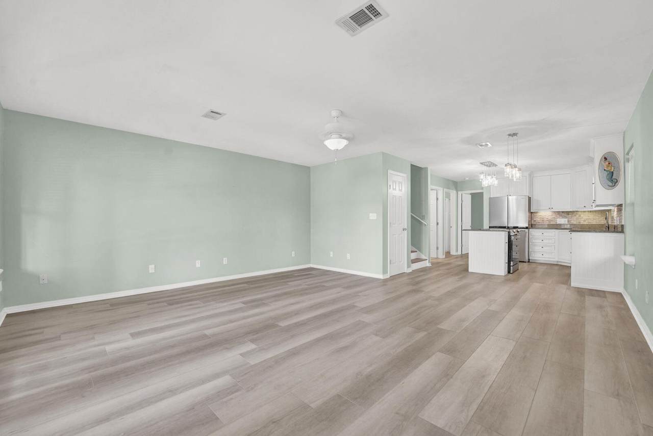 93 Beachfront Trail - Photo 1