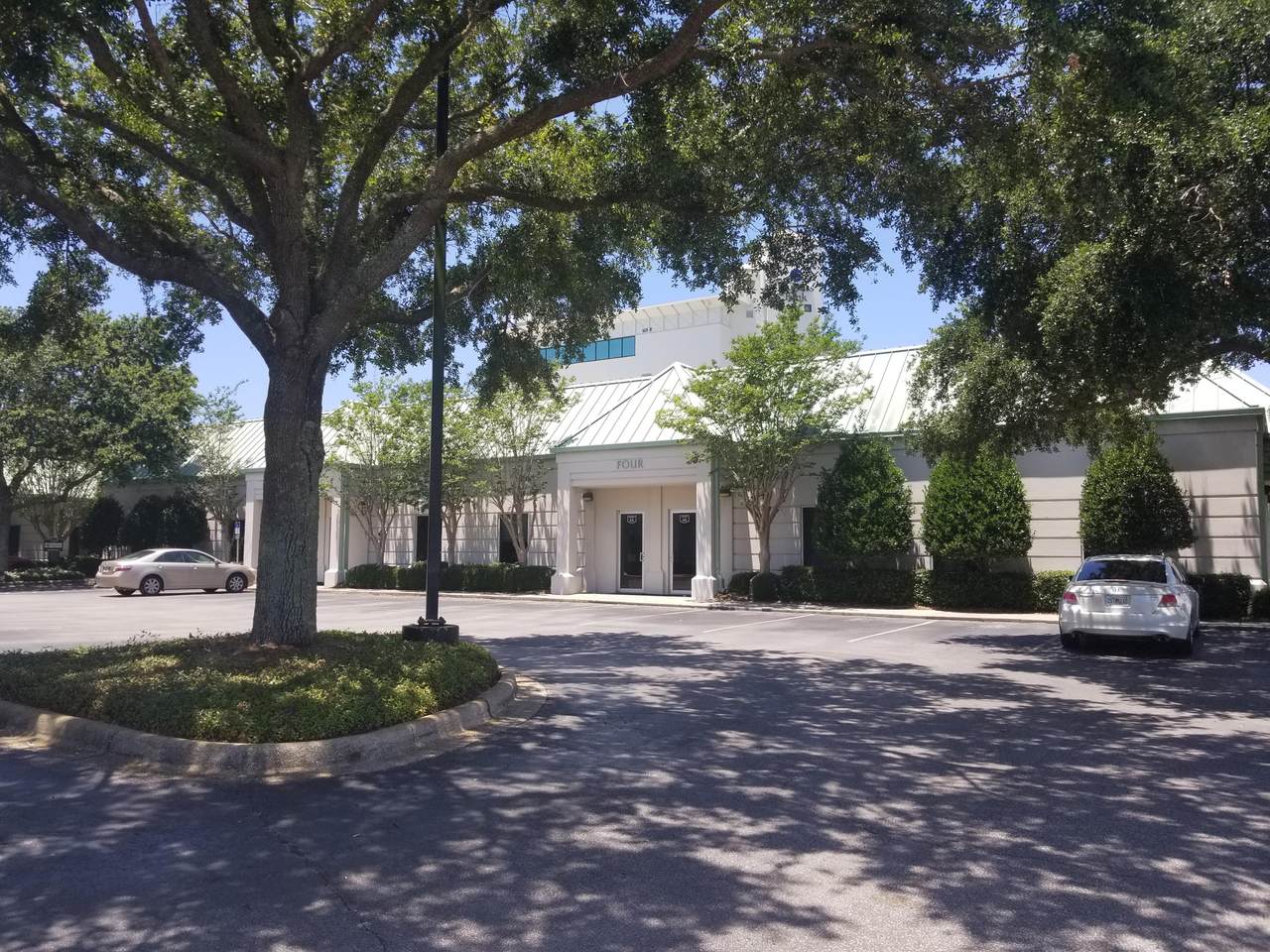 151 Regions Way - Photo 1