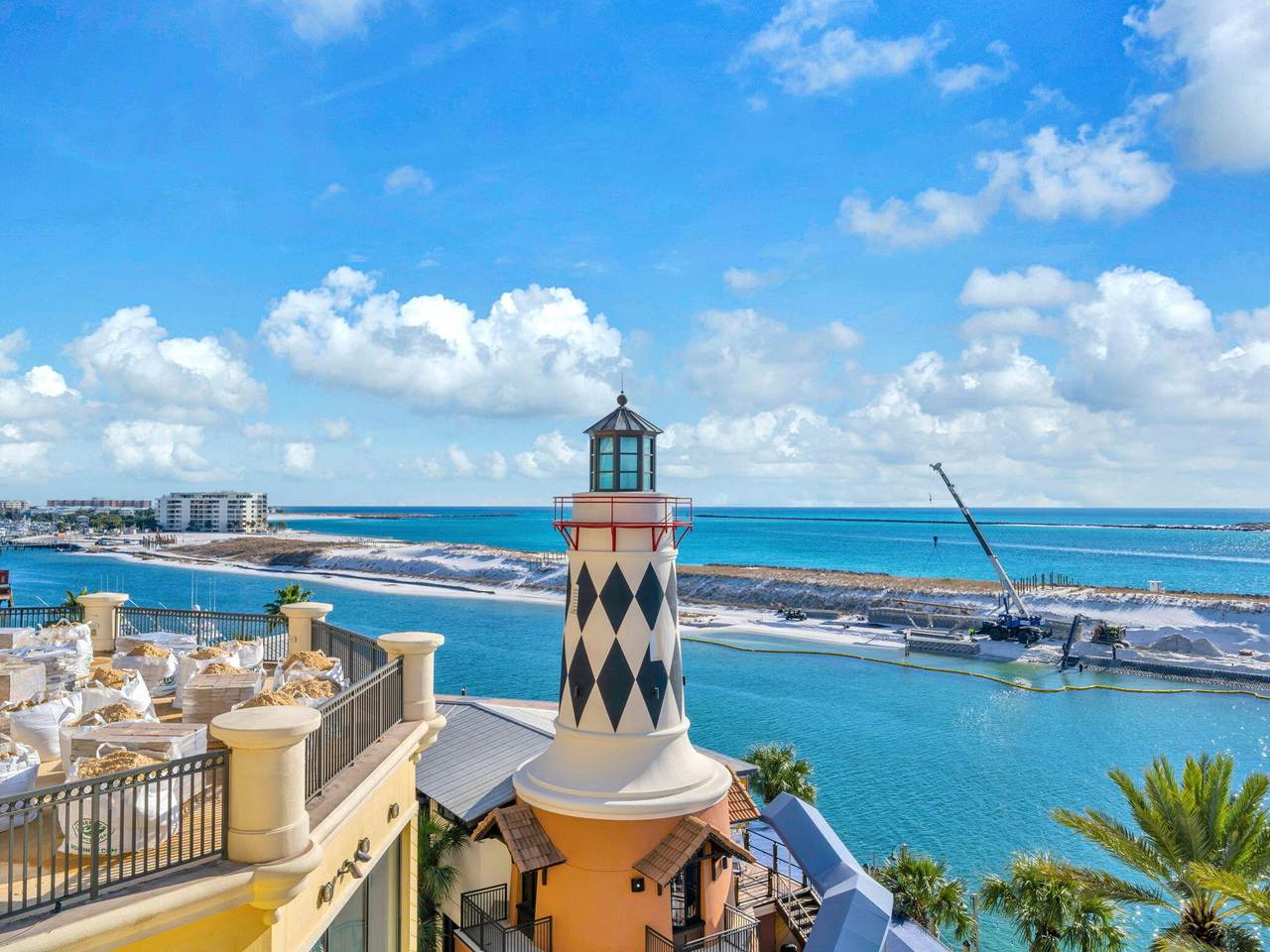 10 Harbor Boulevard - Photo 1