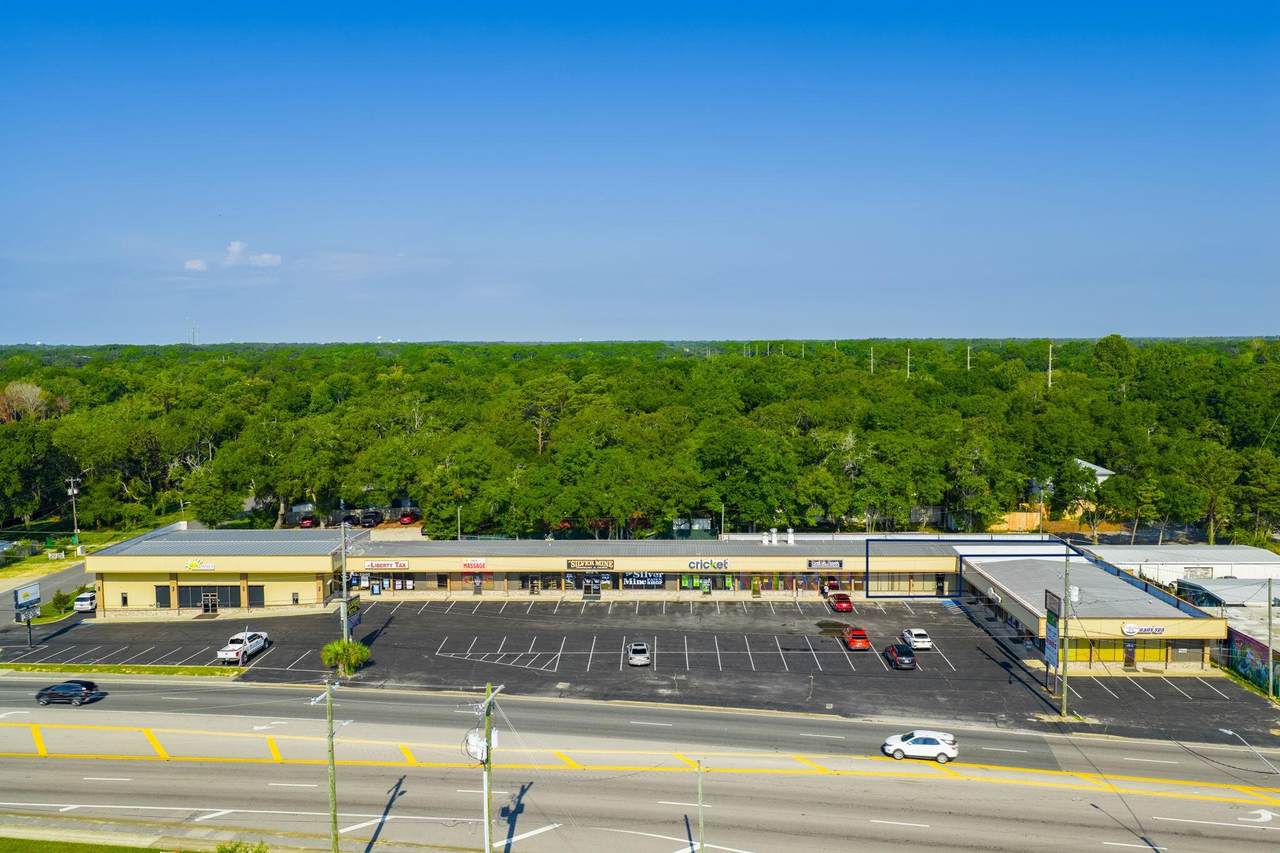 652 Beal Parkway - Photo 1