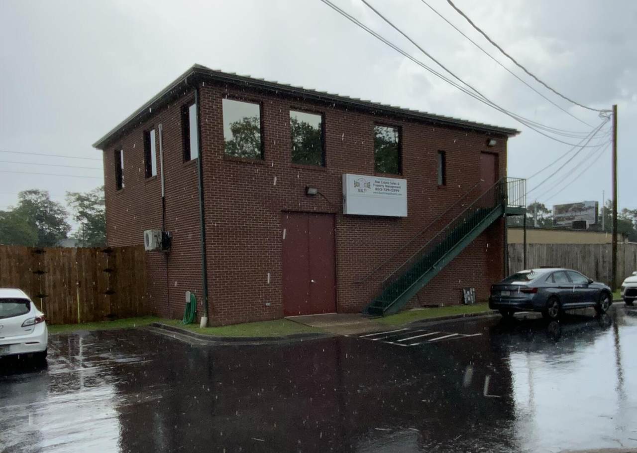 137 John Sims Parkway - Photo 1