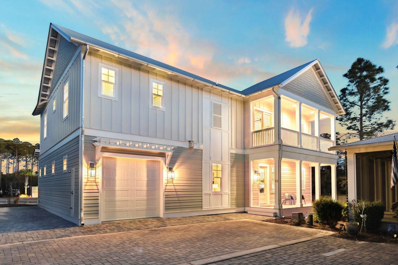 33 Grayton Boulevard - Photo 1