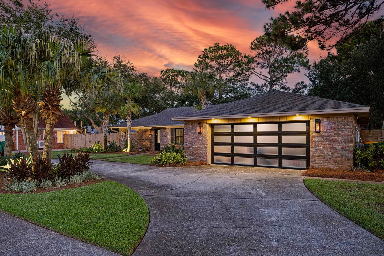 12 Country Club Drive - Photo 1