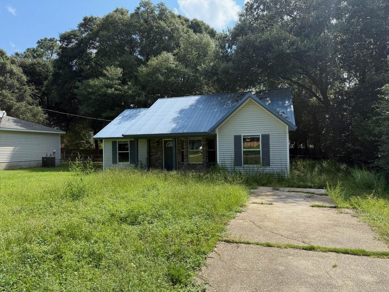 5809 Pinecrest Road Road - Photo 1