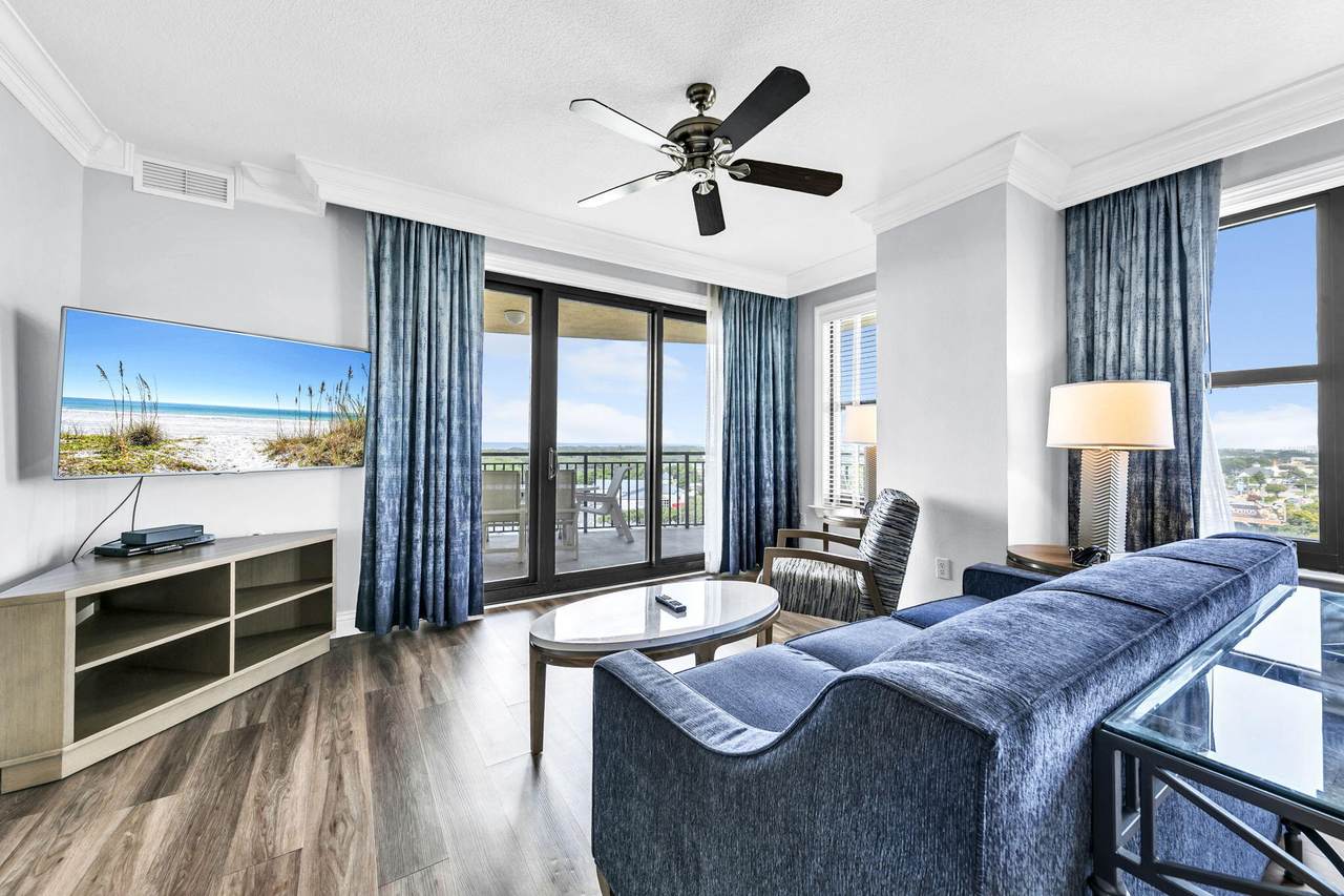 10 Harbor Boulevard - Photo 1