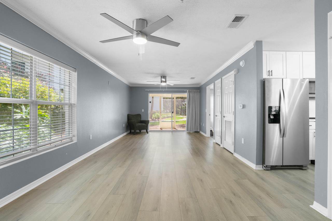 4270 Calinda Ln - Photo 1