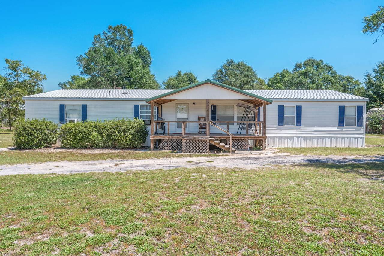 93 Raphael Road - Photo 1