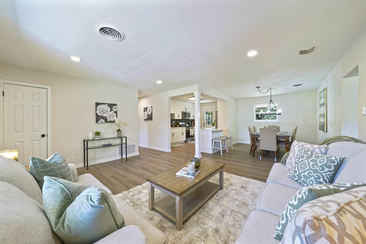 413 Andrew Drive - Photo 1