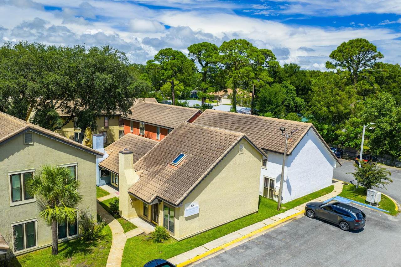 151 Mary Esther Blvd - Photo 1