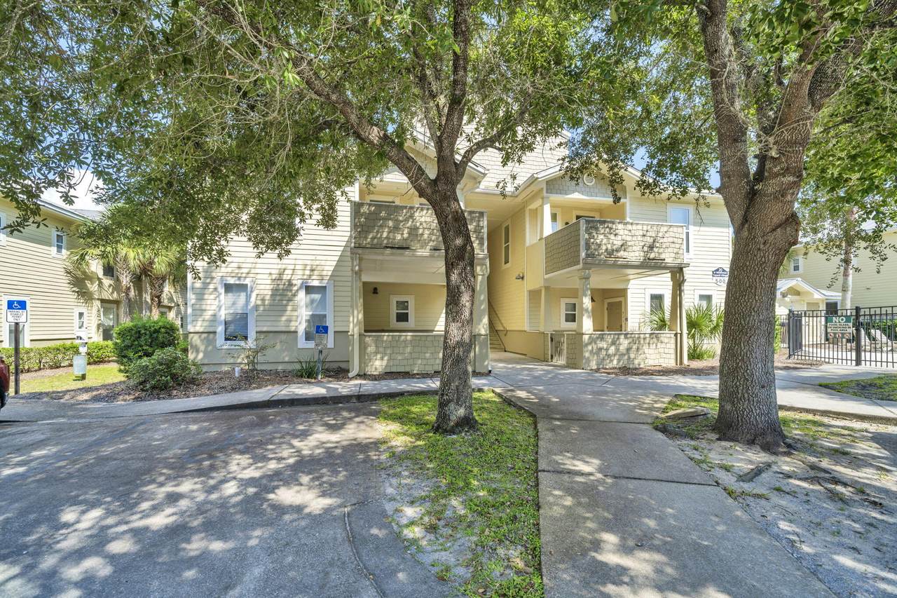 20 Wildflower Drive - Photo 1